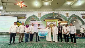 Pasar Modal Salurkan Bantuan CSR Sumur Bor di Pesantren Salafiyah Syekh M. Arsyad Al Banjari Balikpapan